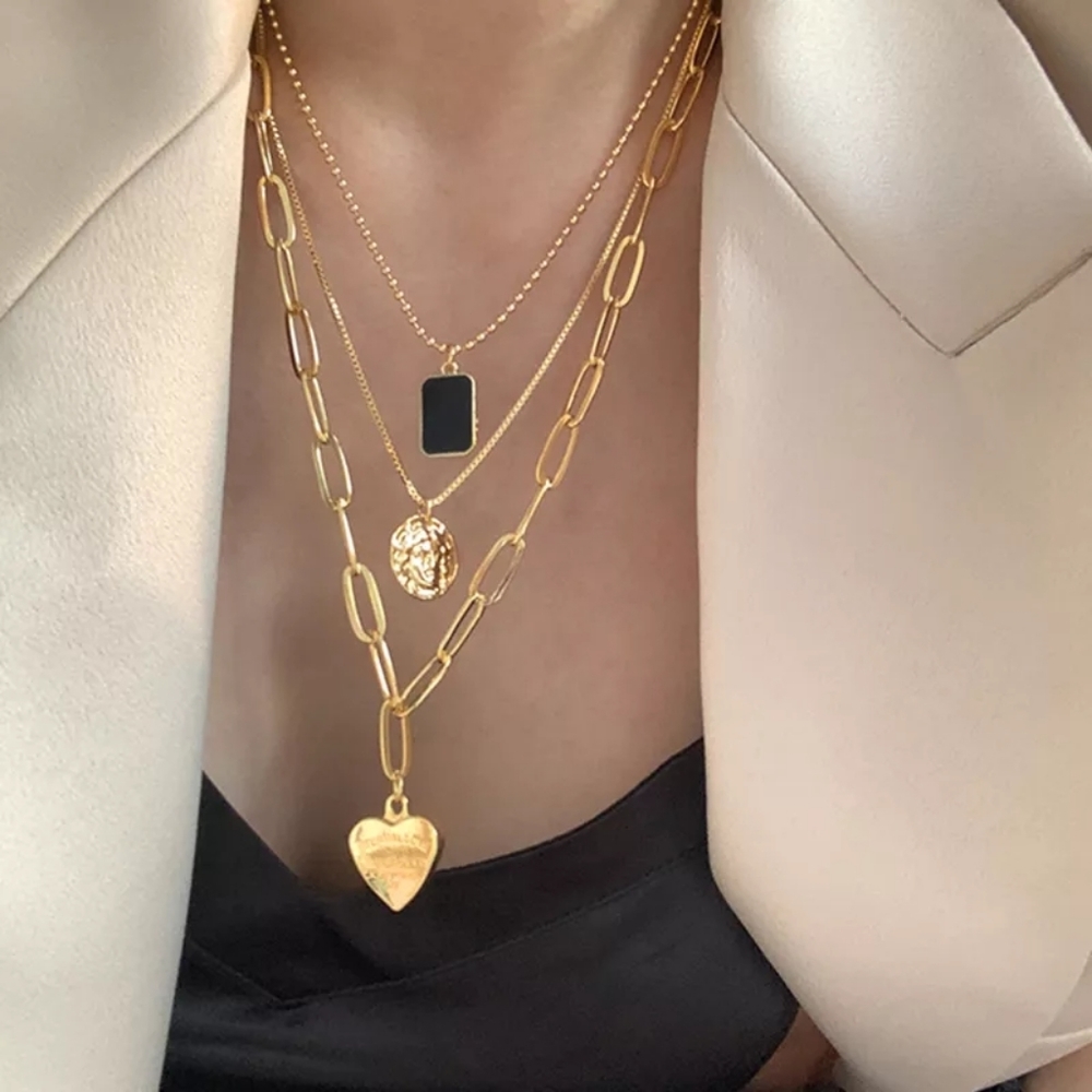 4Pcs/set Paper Clip Chain Love Heart Black Square Portrait Necklaces
